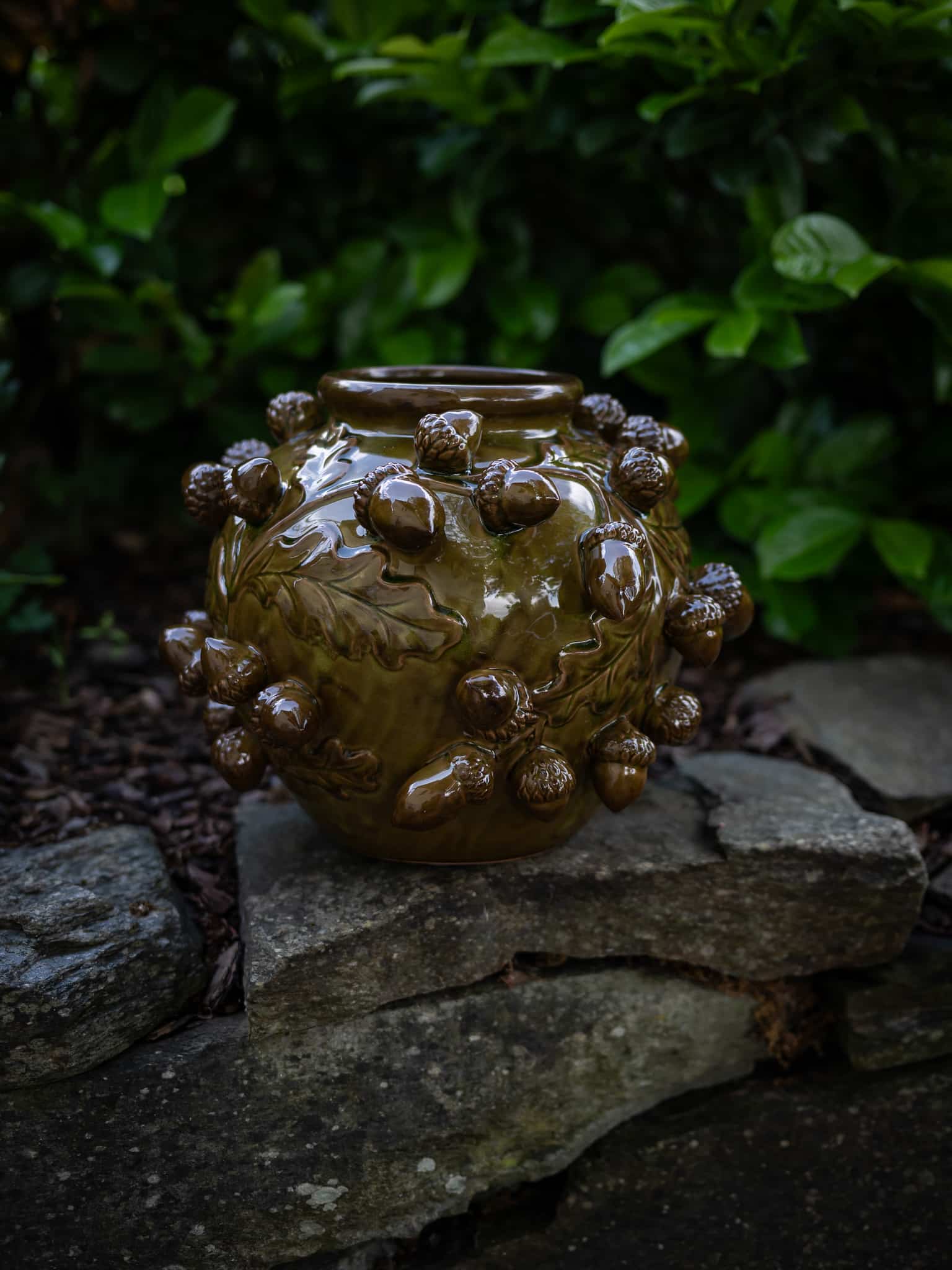 Rustik vas dekorerad med ekollon - Bild 2